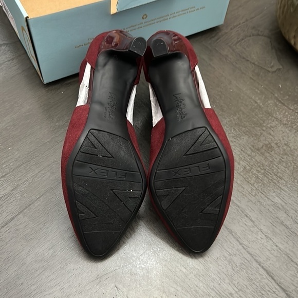 LIFESTRIDE Giovanna 2 Pumps - Picture 3 of 10